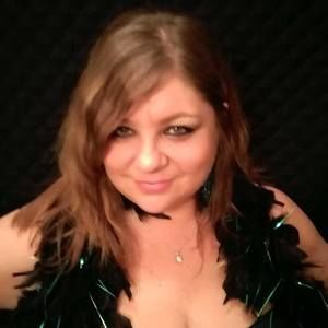 Meet your Posher, Stacy